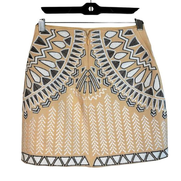 Bebe Embellished Mini Skirt Size 4 Sequin Embroidered Fitted Party Geometric - Picture 2 of 10